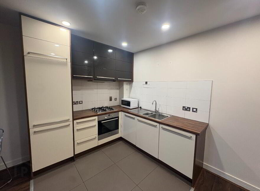 Apartment 11.08 The Arc Titantic Quarter, Belfast, BT3 9FP