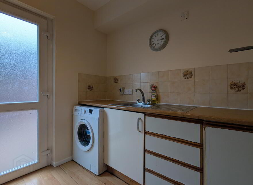 81 Maryville Street, Dublin Road, Belfast, BT7 1AE