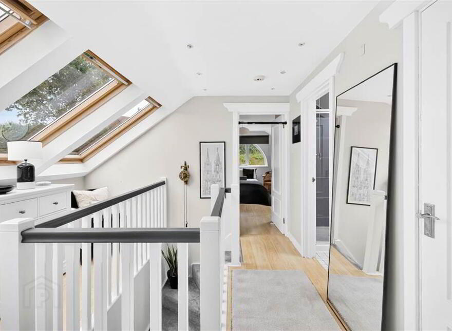 27 Royal Lodge Avenue, Belfast, BT8 7YR