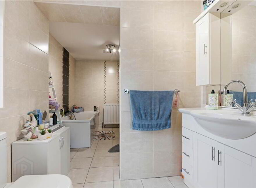 17 Houston Park, Broughshane, BT42 4LB