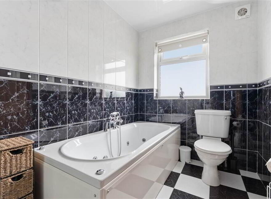17 Nursery View, Gracehill, Ballymena, BT42 2QE