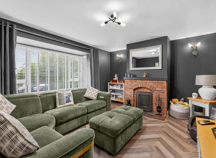 61 Glenwood Court, Lisburn, BT28 3UD