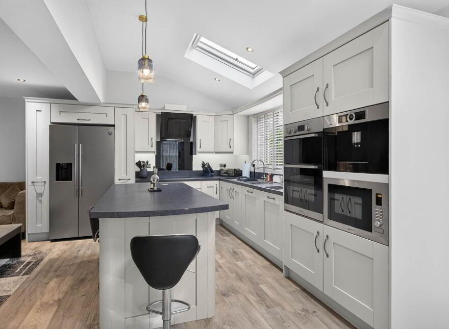 61 Glenwood Court, Lisburn, BT28 3UD