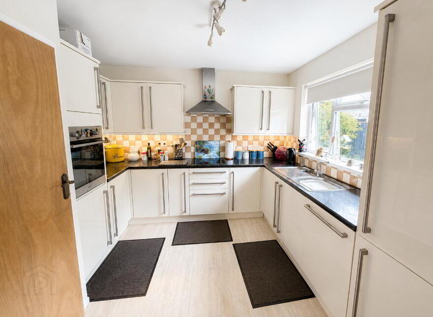 7 Greenburn Park, Lambeg, Lisburn, BT27 4LR