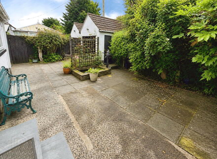 7 Greenburn Park, Lambeg, Lisburn, BT27 4LR