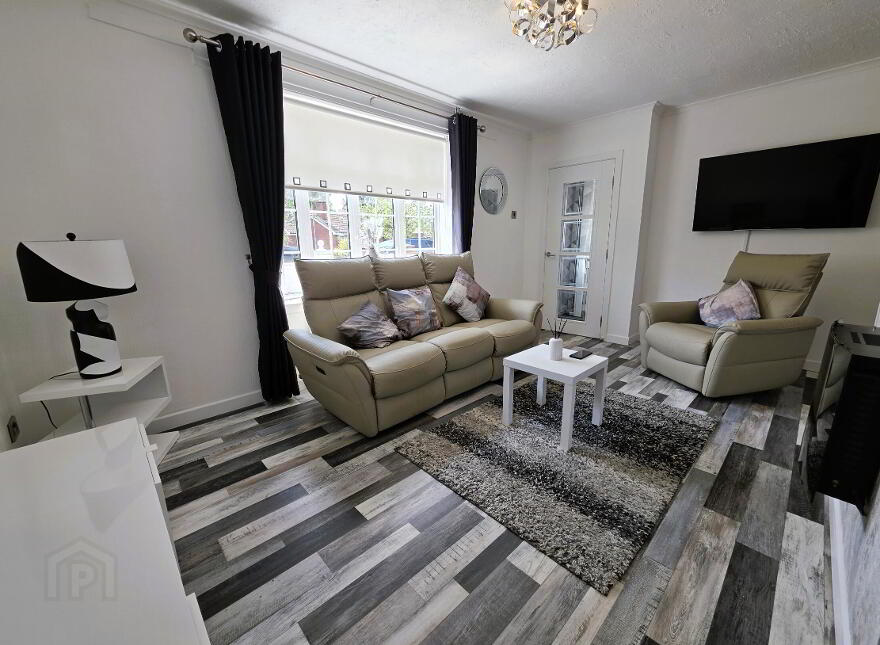 49 Willow Gardens, Dunmurry, Belfast, BT17 9QJ