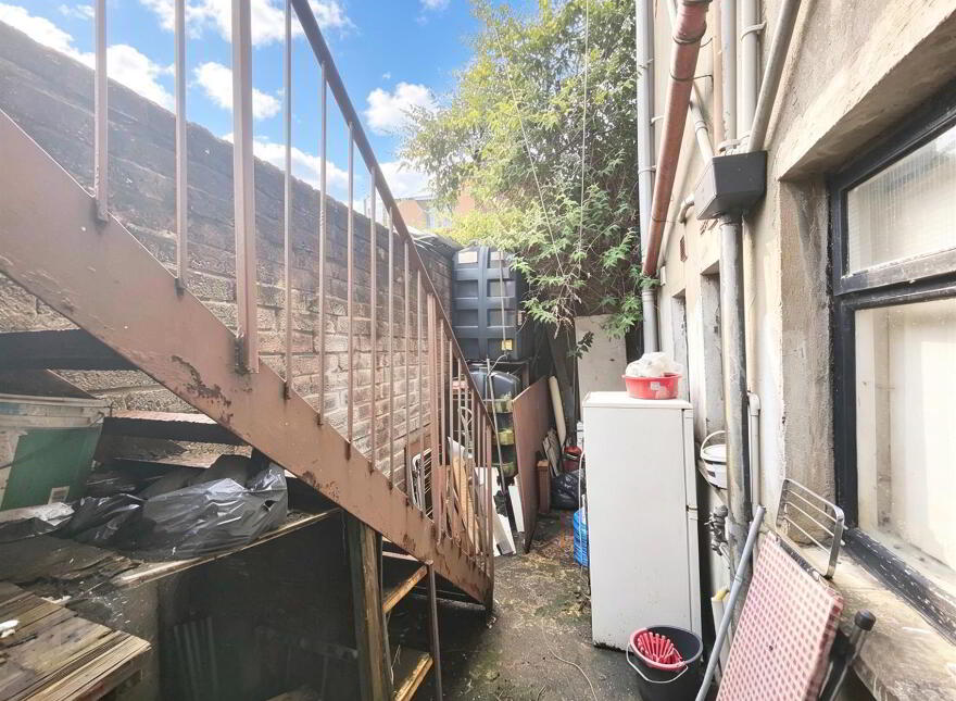2 Eia Street, Belfast, BT14
