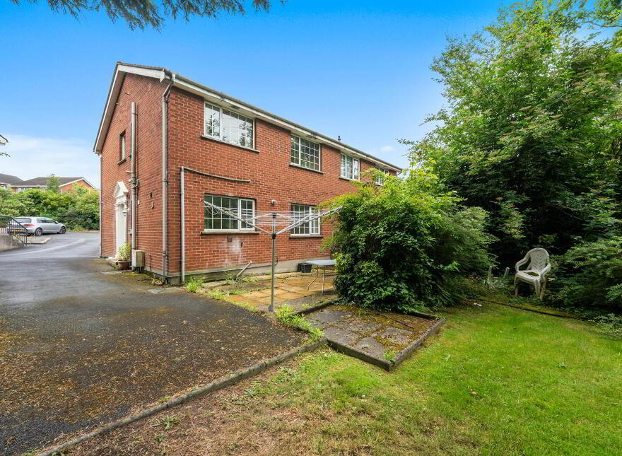 15 Strathearn Court, Holywood, BT18 9NP