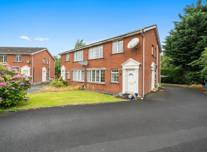 15 Strathearn Court, Holywood, BT18 9NP
