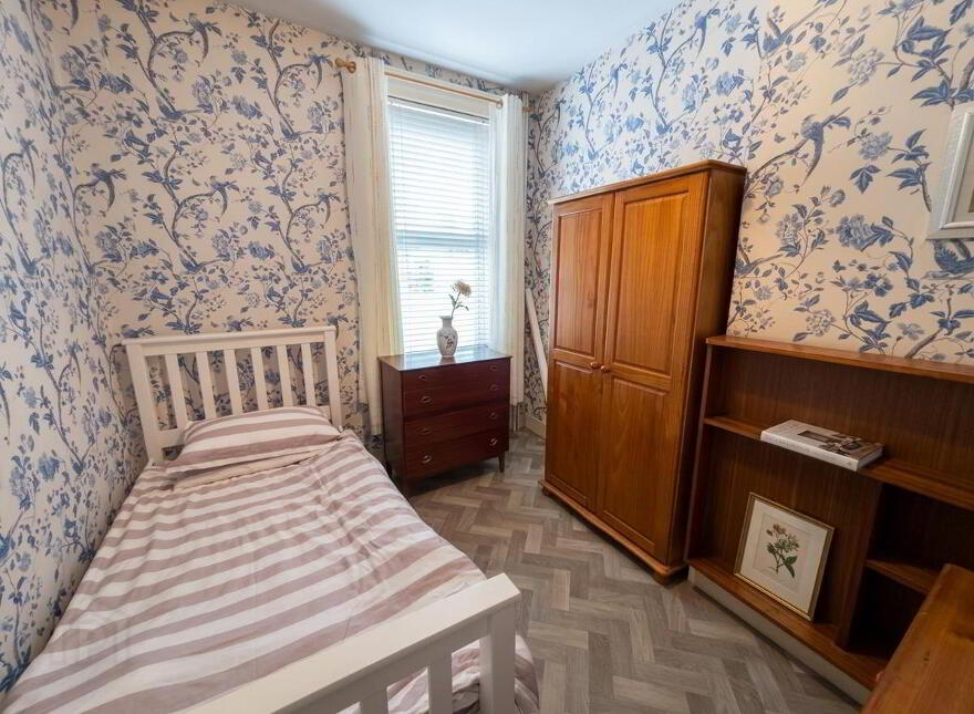 73 Cavehill Road, Belfast, BT15 5BH