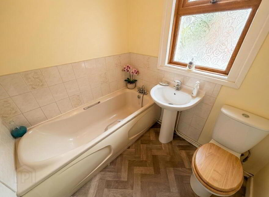 73 Cavehill Road, Belfast, BT15 5BH