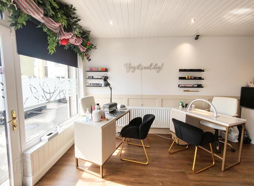 Unit 2, Weavershill Square, Belfast, BT14 8QU