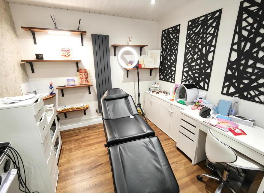 Unit 2, Weavershill Square, Belfast, BT14 8QU