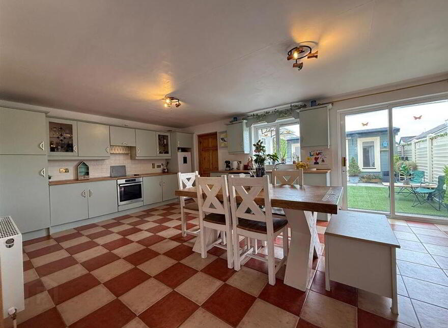 4 Hanley Avenue, Loughglynn, Loughglynn, F45RP08