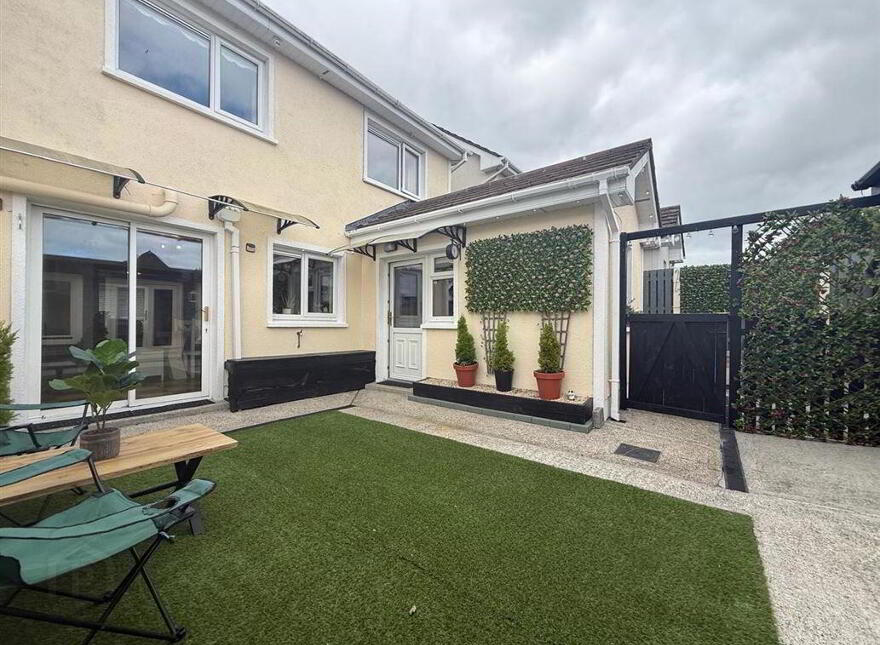 4 Hanley Avenue, Loughglynn, Loughglynn, F45RP08