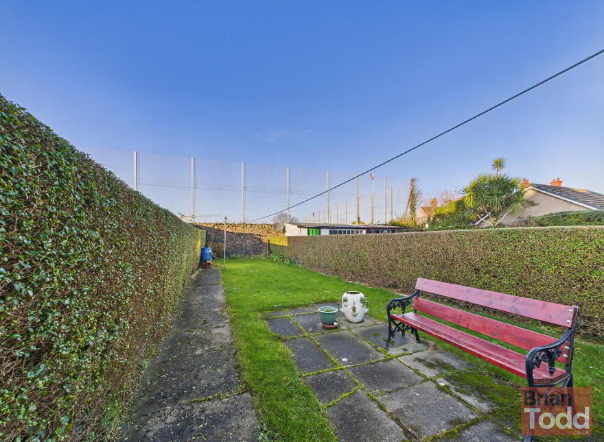 3 Chelmsford Place, Larne, BT40 1AF