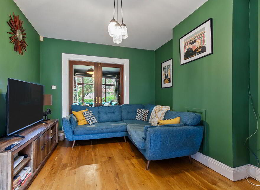 81 Lansdowne Road, Belfast, BT15 4AB