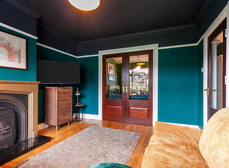 81 Lansdowne Road, Belfast, BT15 4AB