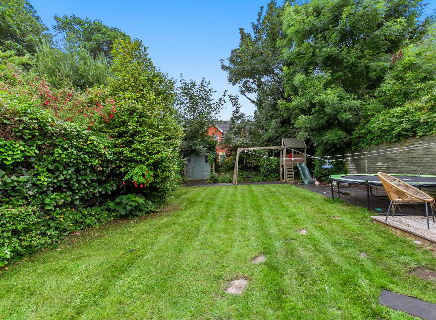 81 Lansdowne Road, Belfast, BT15 4AB