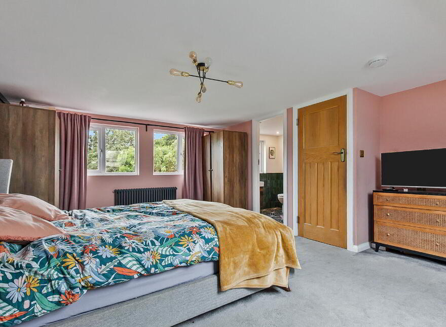 81 Lansdowne Road, Belfast, BT15 4AB