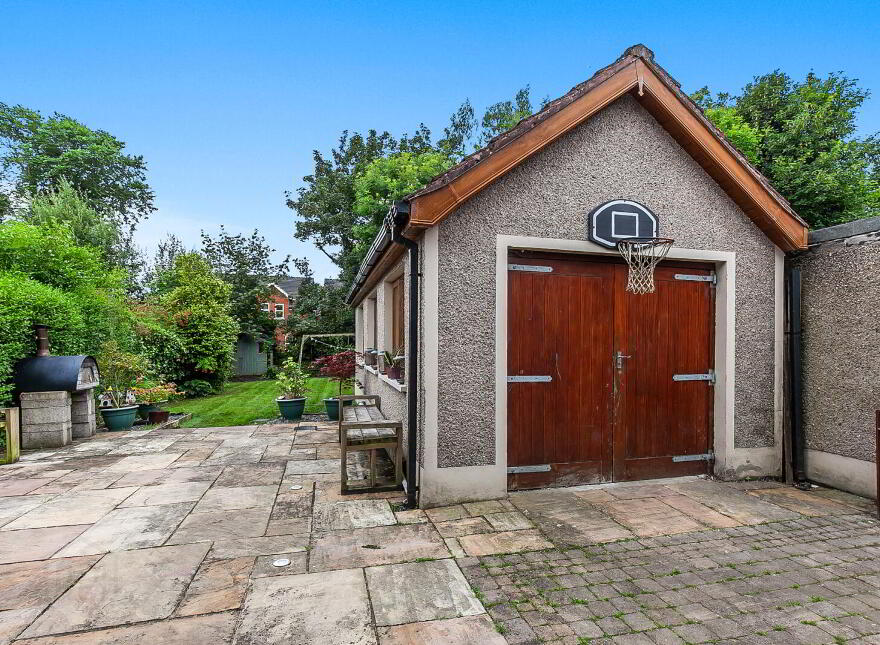 81 Lansdowne Road, Belfast, BT15 4AB