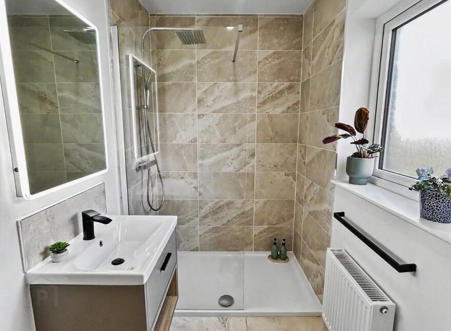 20 Merchant's View, Derry/Londonderry, BT47 6PN
