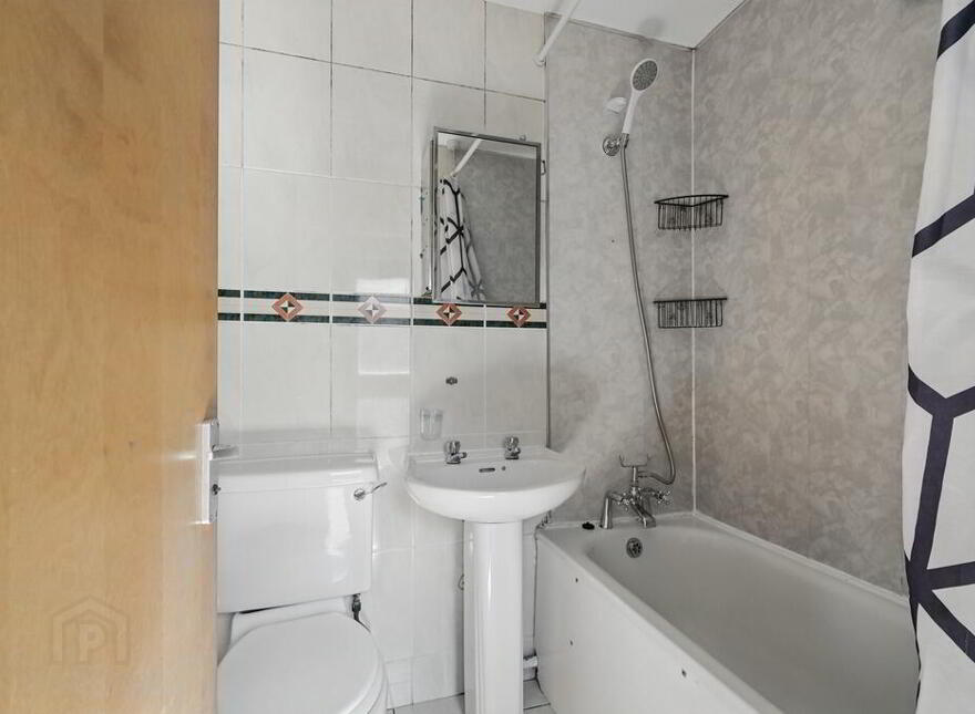Flat 2, 16 Atlantic Avenue, Belfast, BT15 2HN