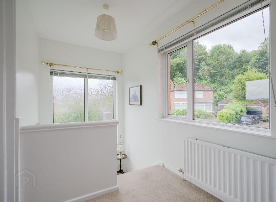 28 Richhill Crescent, Belfast, BT5 6HF