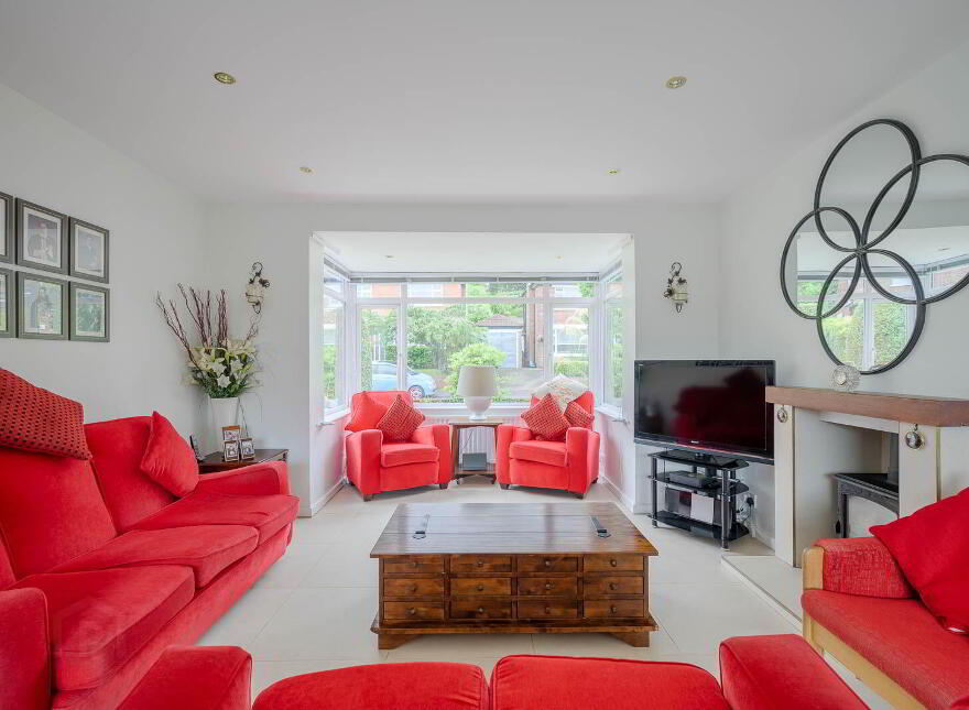 28 Richhill Crescent, Belfast, BT5 6HF