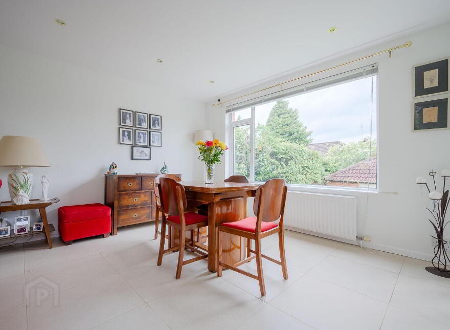 28 Richhill Crescent, Belfast, BT5 6HF