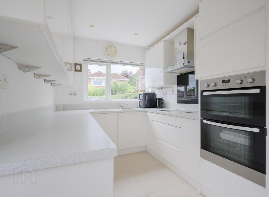 28 Richhill Crescent, Belfast, BT5 6HF