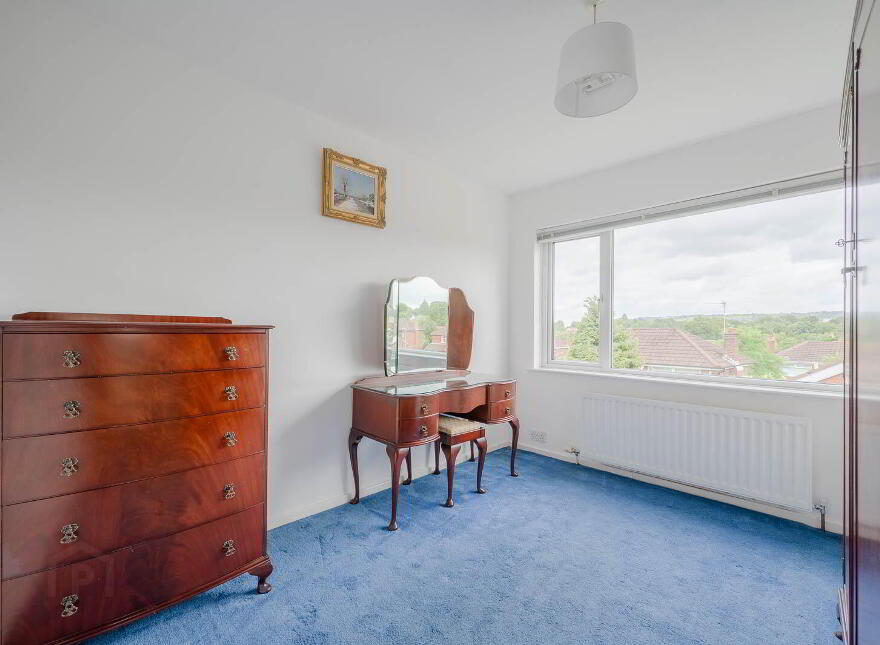 28 Richhill Crescent, Belfast, BT5 6HF