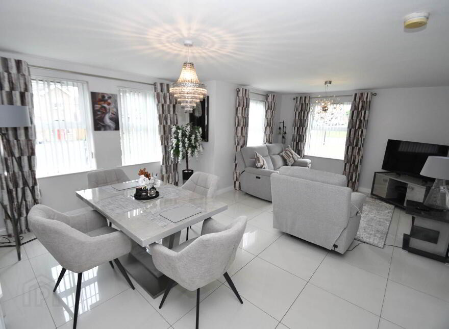 52 Mount Eagles Way, Belfast, BT17 0WT