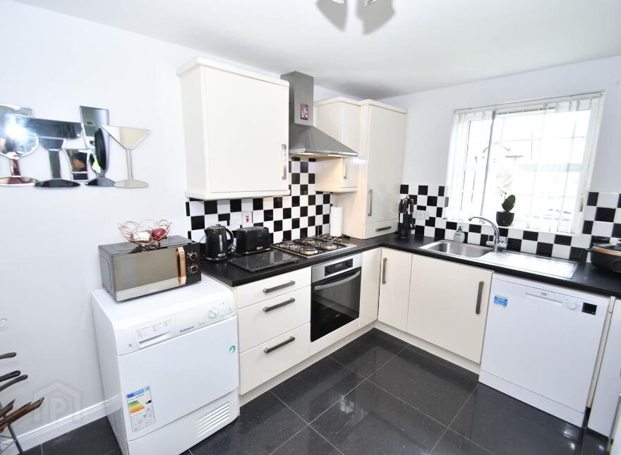 52 Mount Eagles Way, Belfast, BT17 0WT