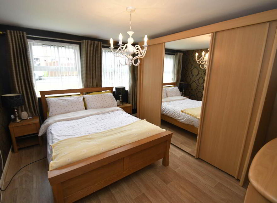 52 Mount Eagles Way, Belfast, BT17 0WT