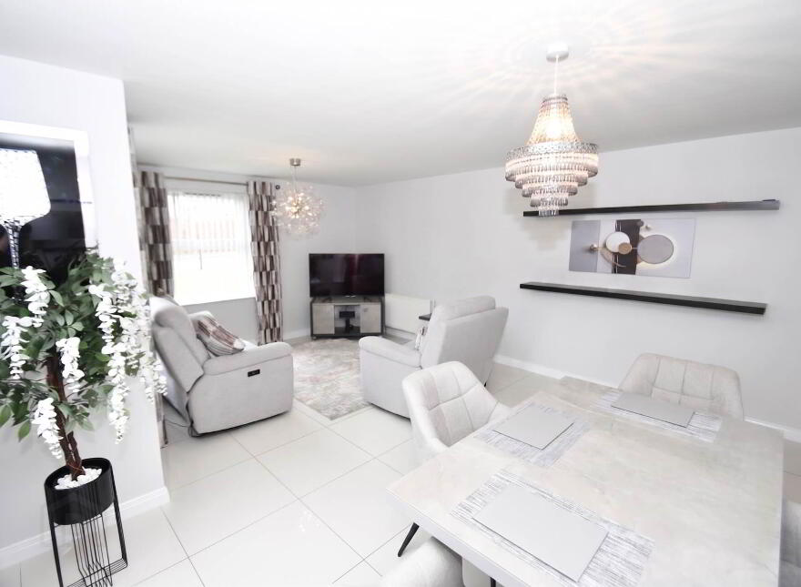 52 Mount Eagles Way, Belfast, BT17 0WT