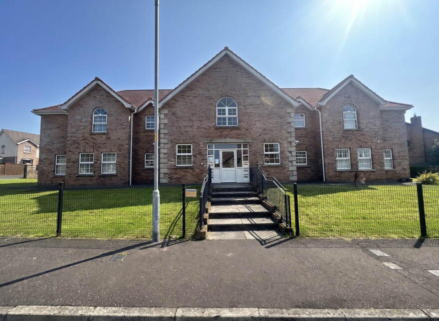 52 Mount Eagles Way, Belfast, BT17 0WT