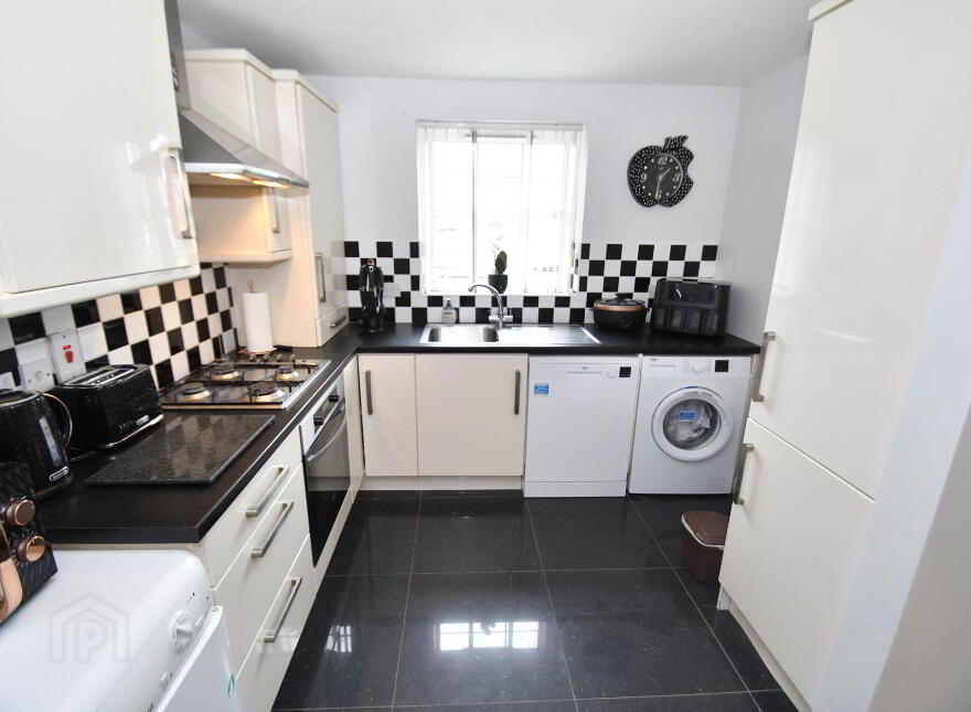 52 Mount Eagles Way, Belfast, BT17 0WT