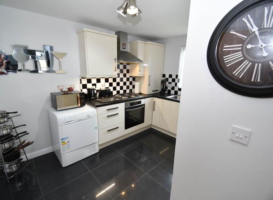 52 Mount Eagles Way, Belfast, BT17 0WT