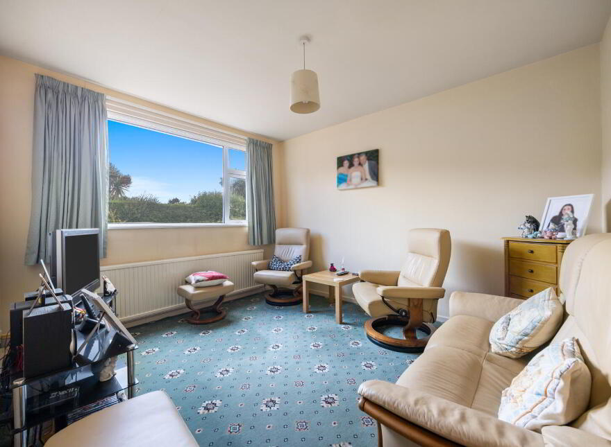 9 Glenview Avenue, Holywood, BT18 0PX
