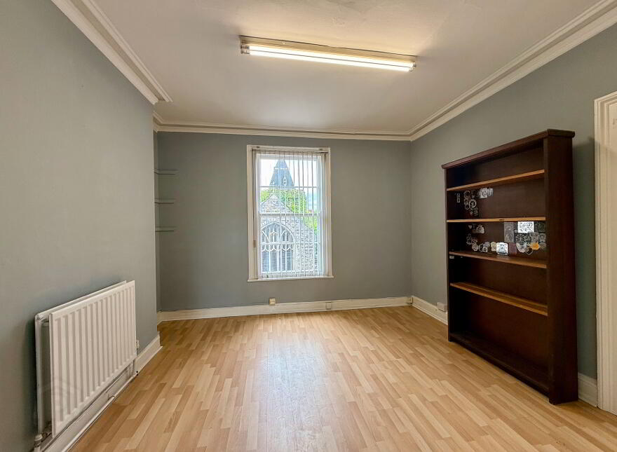 86 Lisburn Road, Belfast, BT9 6AF