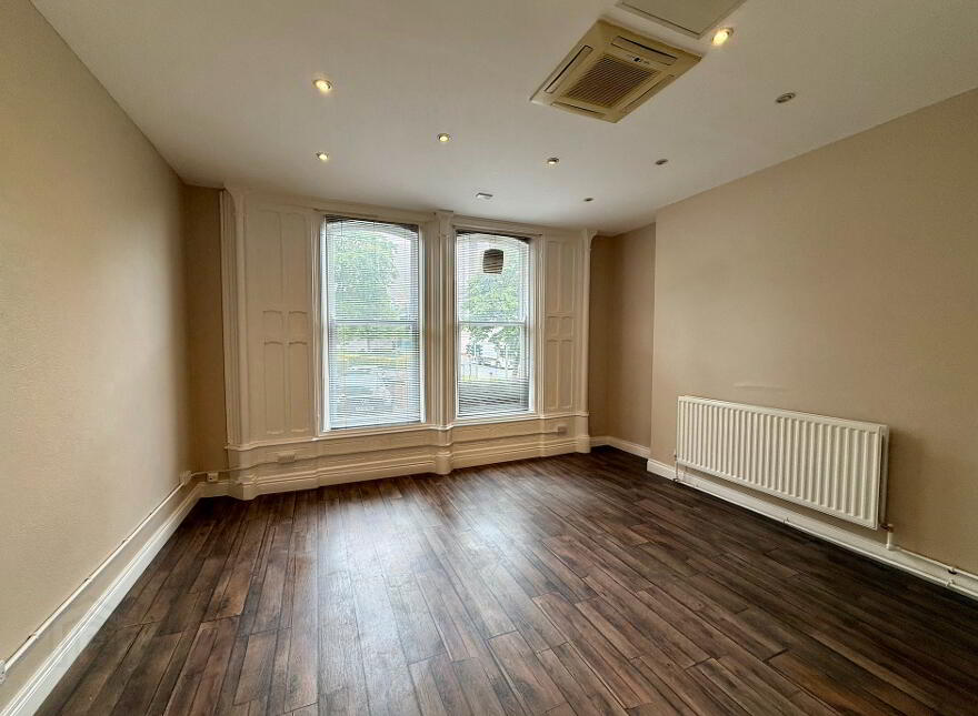 86 Lisburn Road, Belfast, BT9 6AF