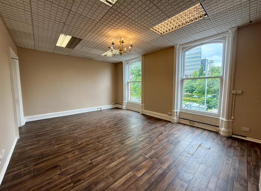 86 Lisburn Road, Belfast, BT9 6AF