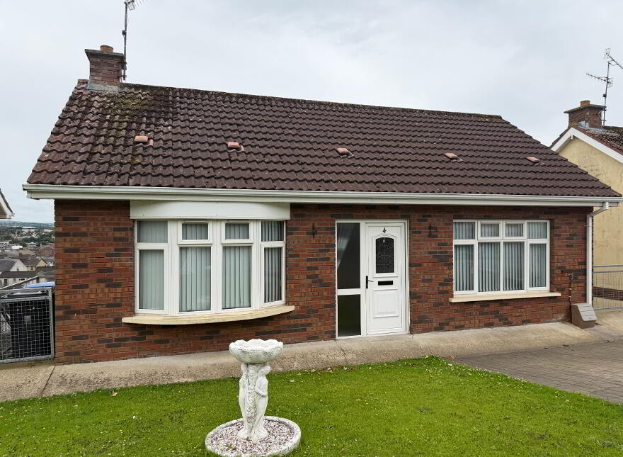 4 Ingleside Heights, Strabane, BT82 8QZ