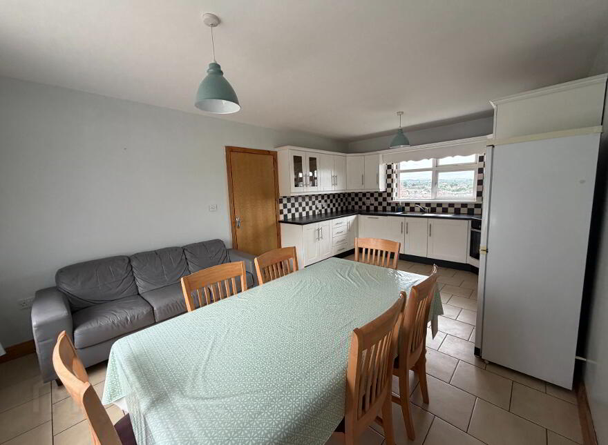 4 Ingleside Heights, Strabane, BT82 8QZ
