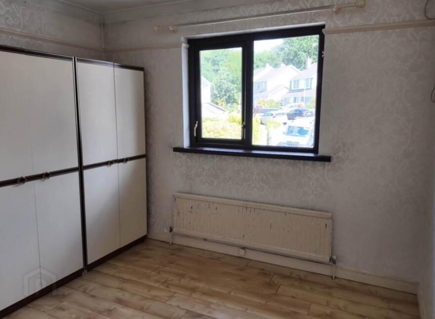 15 Oaklands Park, Letterkenny, F92C7HT