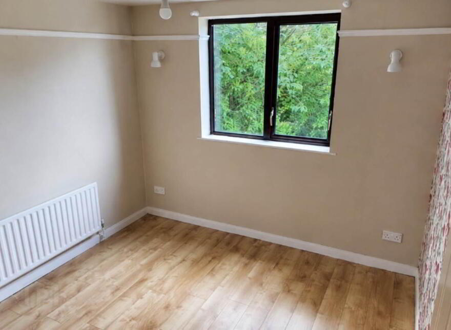 15 Oaklands Park, Letterkenny, F92C7HT