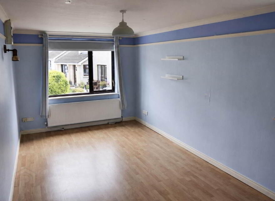 15 Oaklands Park, Letterkenny, F92C7HT