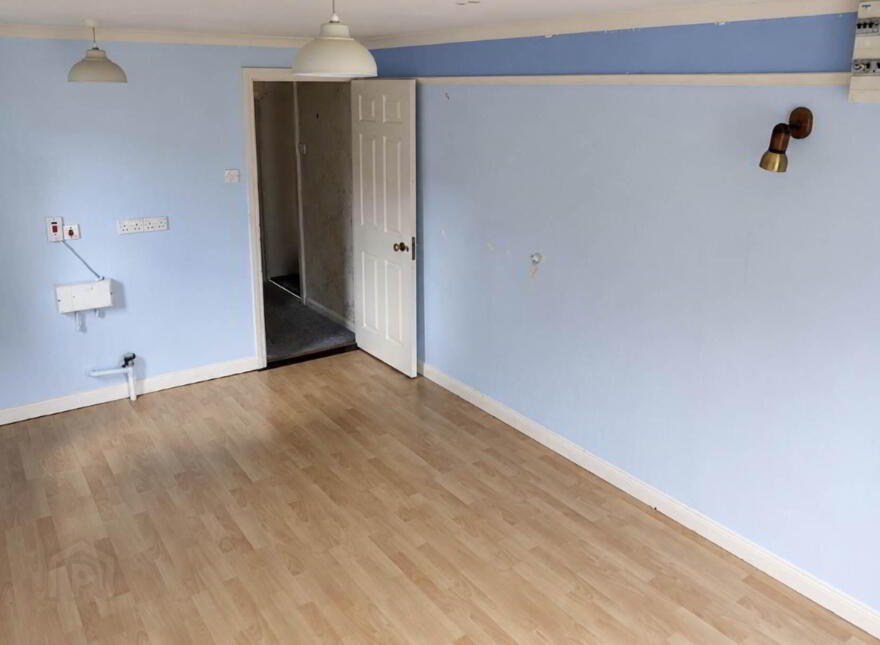 15 Oaklands Park, Letterkenny, F92C7HT