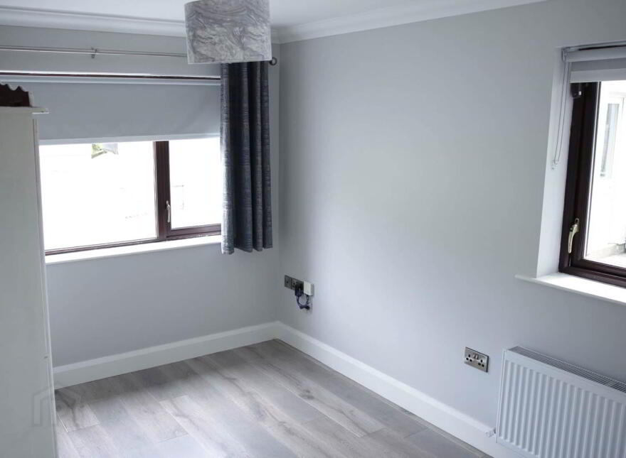 15 Oaklands Park, Letterkenny, F92C7HT